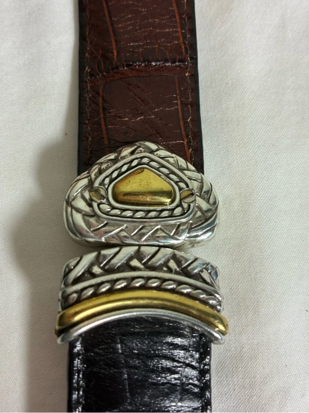 Vintage reversible Womens belt Sz Small embossed two-tone buckle leather